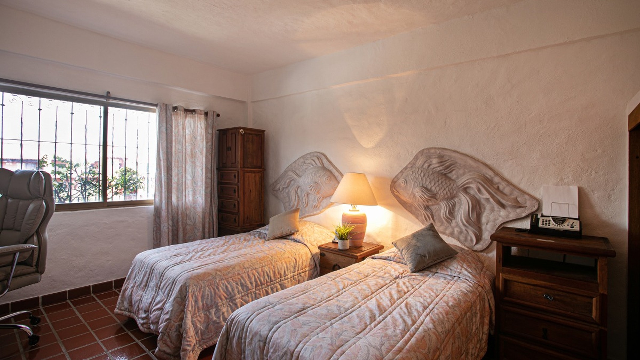 https://puertovallartacondominiums.com/jomres/uploadedimages/1/rooms/1/2H5A5718.jpg