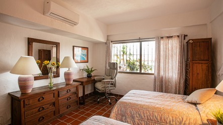 https://puertovallartacondominiums.com/jomres/uploadedimages/1/rooms/1/thumbnail/2H5A5724.jpg